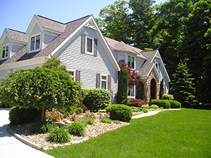 Landscapers and Lawncare Services in Woodburn, IN